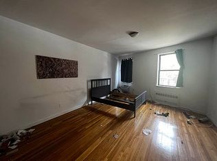 579 Hudson St APT 2A, New York, NY 10014