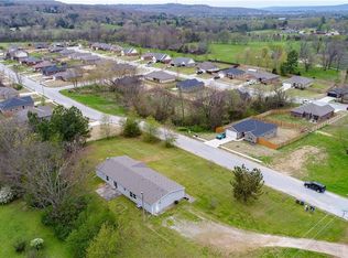 403 S Center St, Elkins, AR 72727