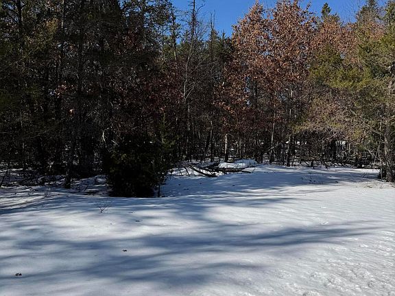 5th image of 22 S Stephan Bridge Rd