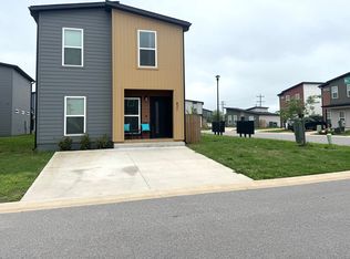 821 Massachusetts Ave, Centerton, AR 72719