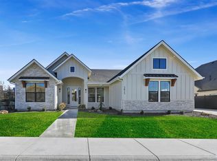 5615 W Haughburn Dr, Eagle, ID 83616