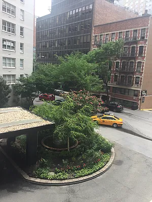 Rented by Anita Loewy, Inc | media 21