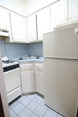 Rented by Guidance Realty Corp. | media 42