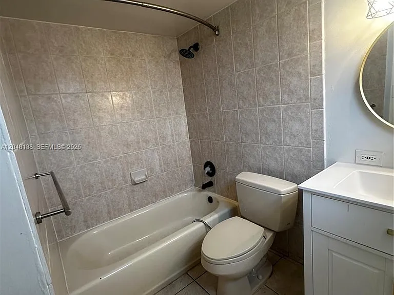 16919 N Bay Rd #710 — Photo 14