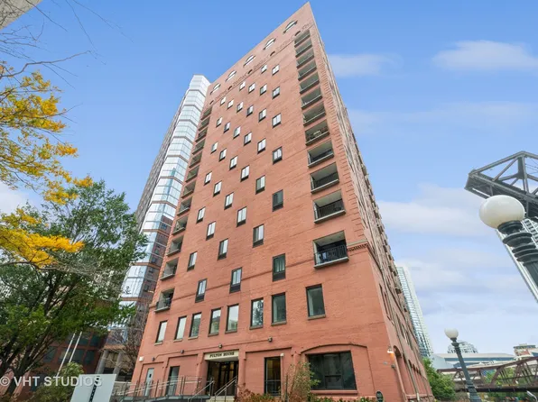 345 N Canal St APT 1105, Chicago, IL 60606