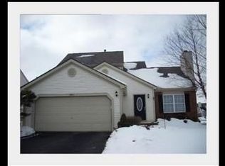2421 Mills Fall Dr, Hilliard, OH 43026