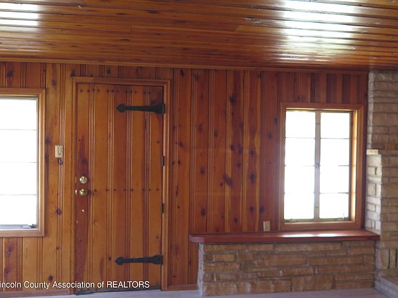 4th image of 107 Reese Dr