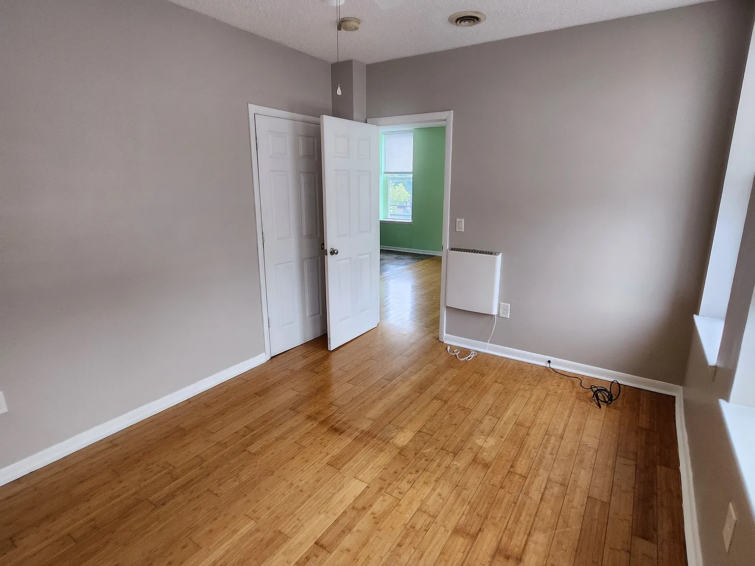 36 Pine St — Photo 2