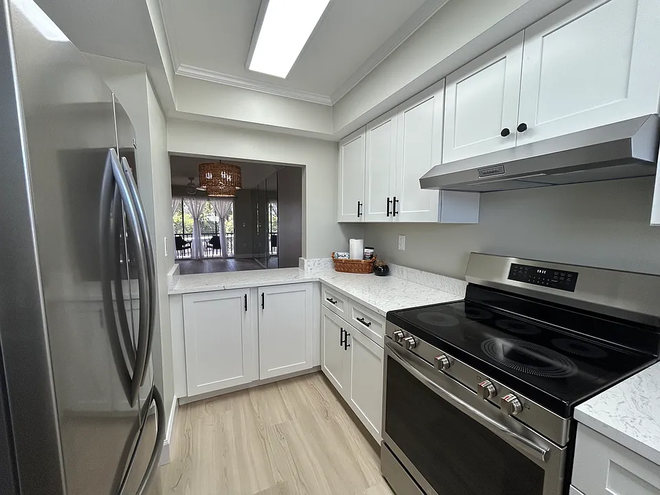 Plenty of cabinet space!