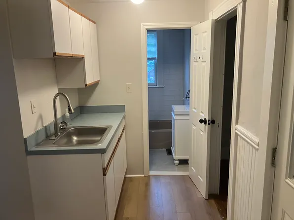 19 Bryant St #1, Salem, MA 01970