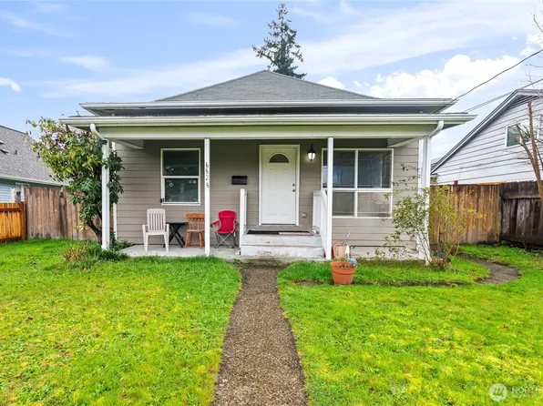 6828 Yakima Avenue, Tacoma, WA 98408