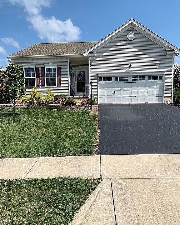 1st image of 311 Eagles Nest Ave