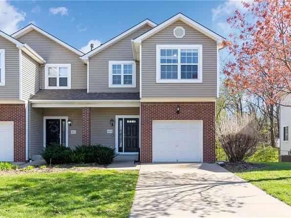 8813 Timber Creek Ln, Liberty, MO 64068