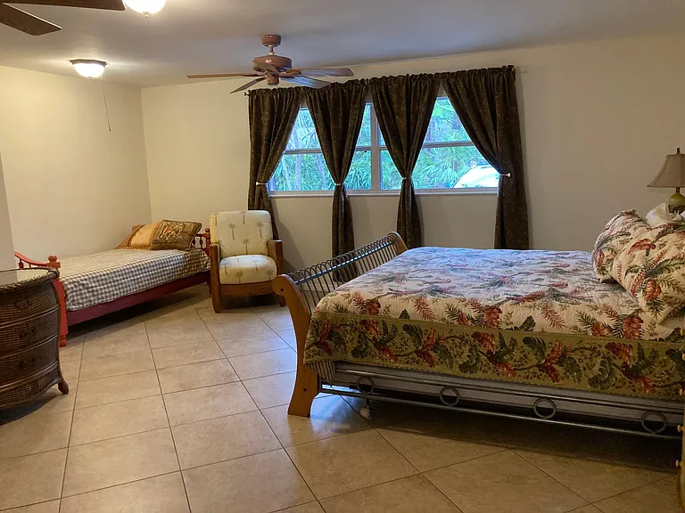 4300 Gail Blvd — Photo 17