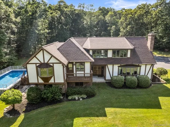 372 Meadowlark Lane Extension, Westbrook, CT 06498