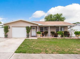 102 Coral Ct, Largo, FL 33770
