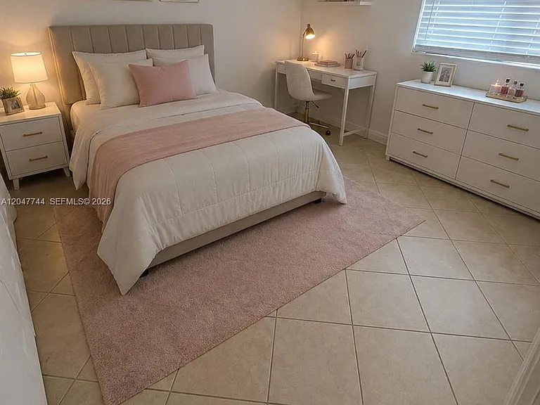 8601 SW 94th St #105W — Photo 10