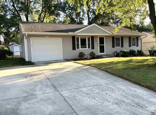 5105 SW 32nd Ter, Topeka, KS 66614