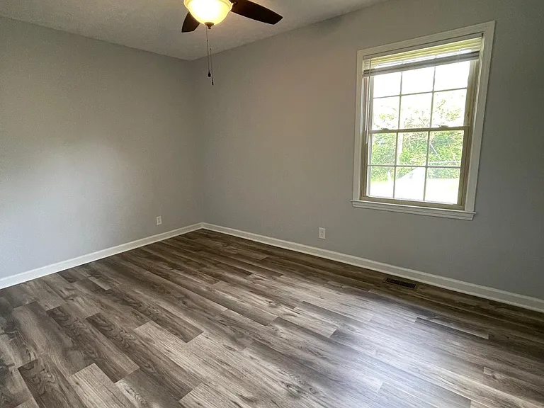 1601 Rhode Ct — Photo 6