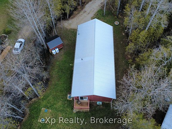 4th image of 38 Miller Lake Rd
