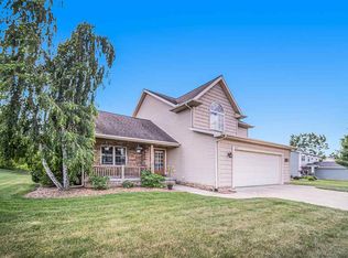 3837 Thorncrest Dr, Jackson, MI 49203