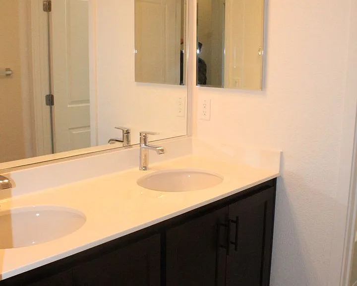 405 Mystic Ln — Photo 22