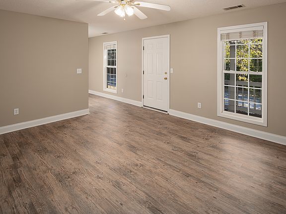 livingRoom1-01_10192022