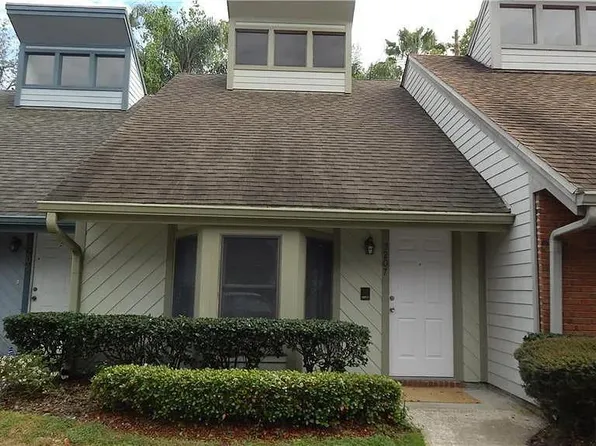 5207 Oak Charter Ct, Temple Terrace, FL 33617