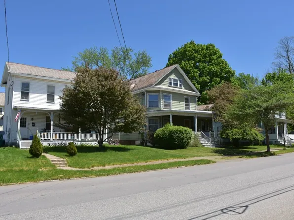 525 North St, Meadville, PA 16335