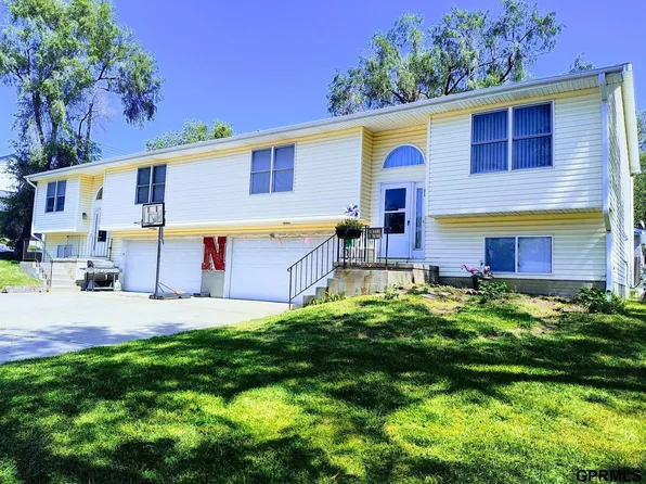 3100-02 N 12th St, Lincoln, NE 68521