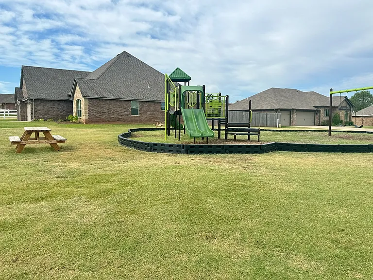 17225 Ridgewood Dr — Photo 39