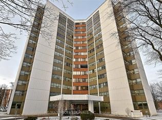 2323 Confederation Pkwy #802, Mississauga, ON L5B 1R6