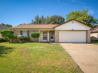 6805 Longleaf Ln, Fort Worth, TX 76137