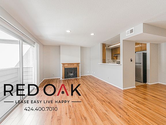 2nd image of 13444 Moorpark St APT 26
