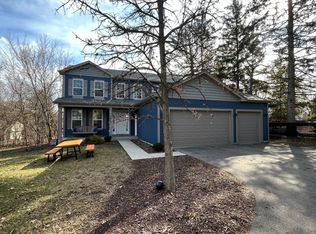 5809 Lee Ave, Woodridge, IL 60516