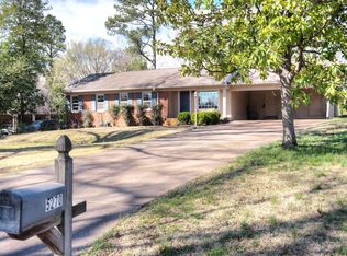 5270 Cole Rd, Memphis, TN 38120