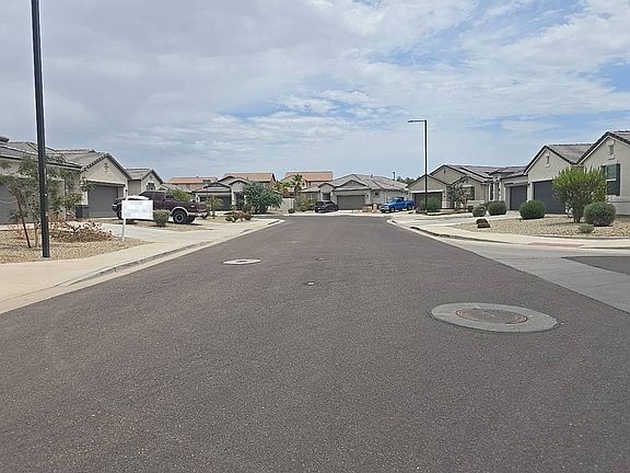 4th image of 23962 W Whyman Ave