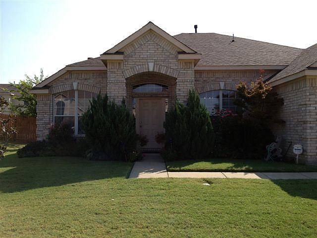1st image of 2604 Hearthside Ln