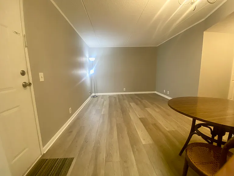 2325 Elliston Pl #106 — Photo 3
