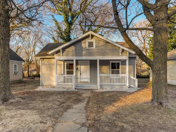 2233 N Howard Avenue, Springfield, MO 65803