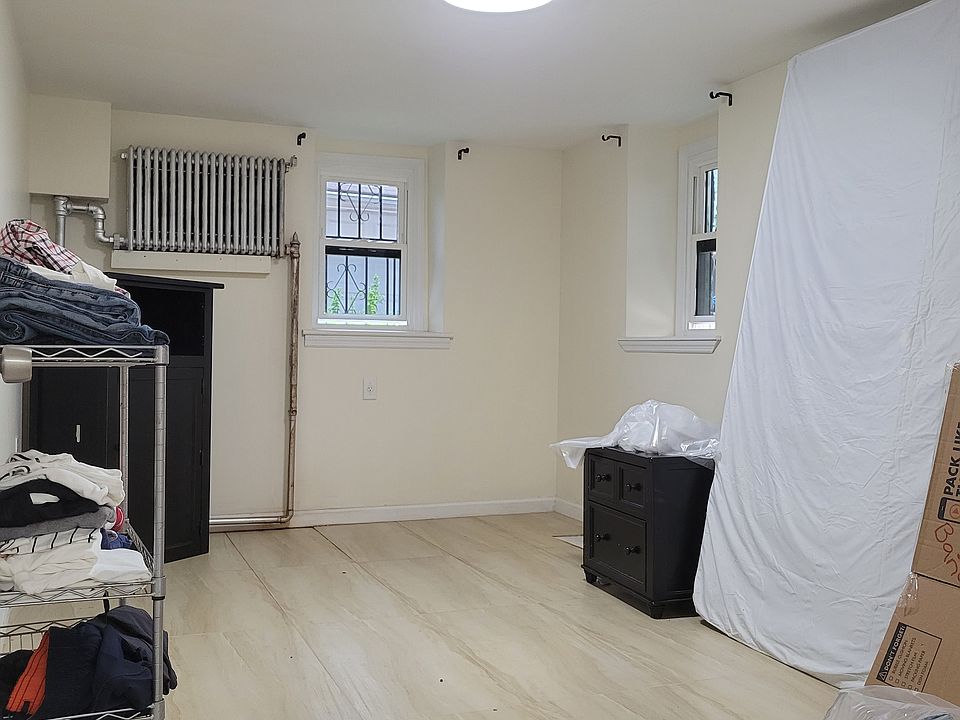 1st image of 4154 Bronxwood Ave #1R