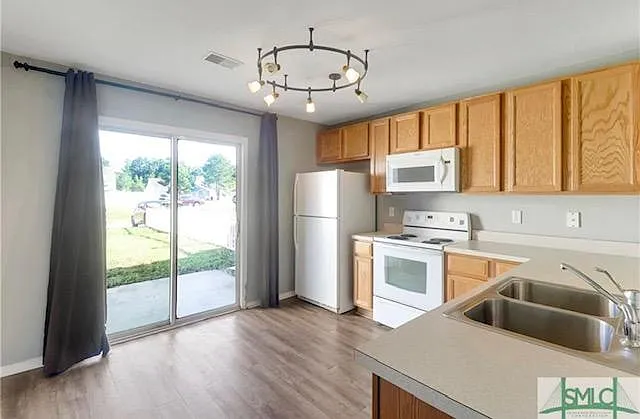 46 Bushwood Dr — Photo 15