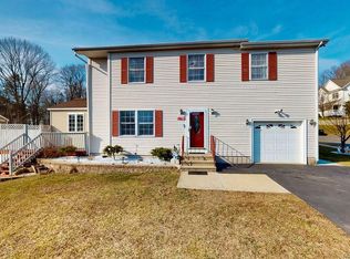 166 Webster St, Newington, CT 06111