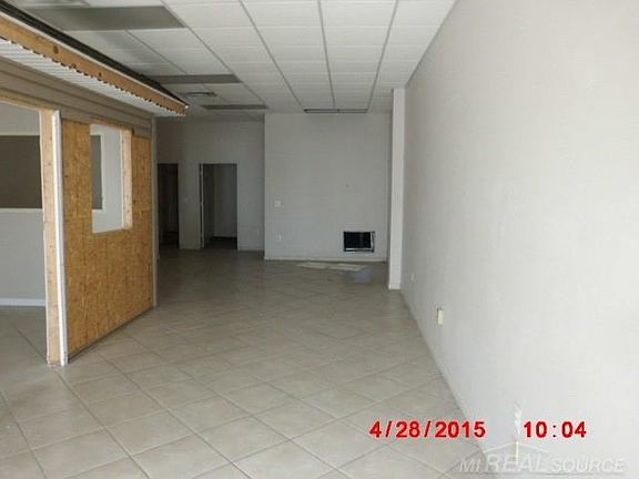 4th image of 22545 Van Dyke Ave