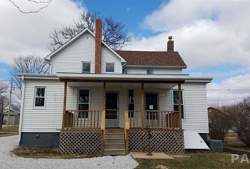 146 W Fort St, Farmington, IL 61531 Zillow