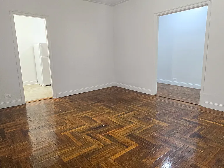 731 Gerard Ave #2B — Photo 5