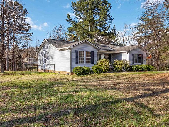 2nd image of 210 Shady Spring Way