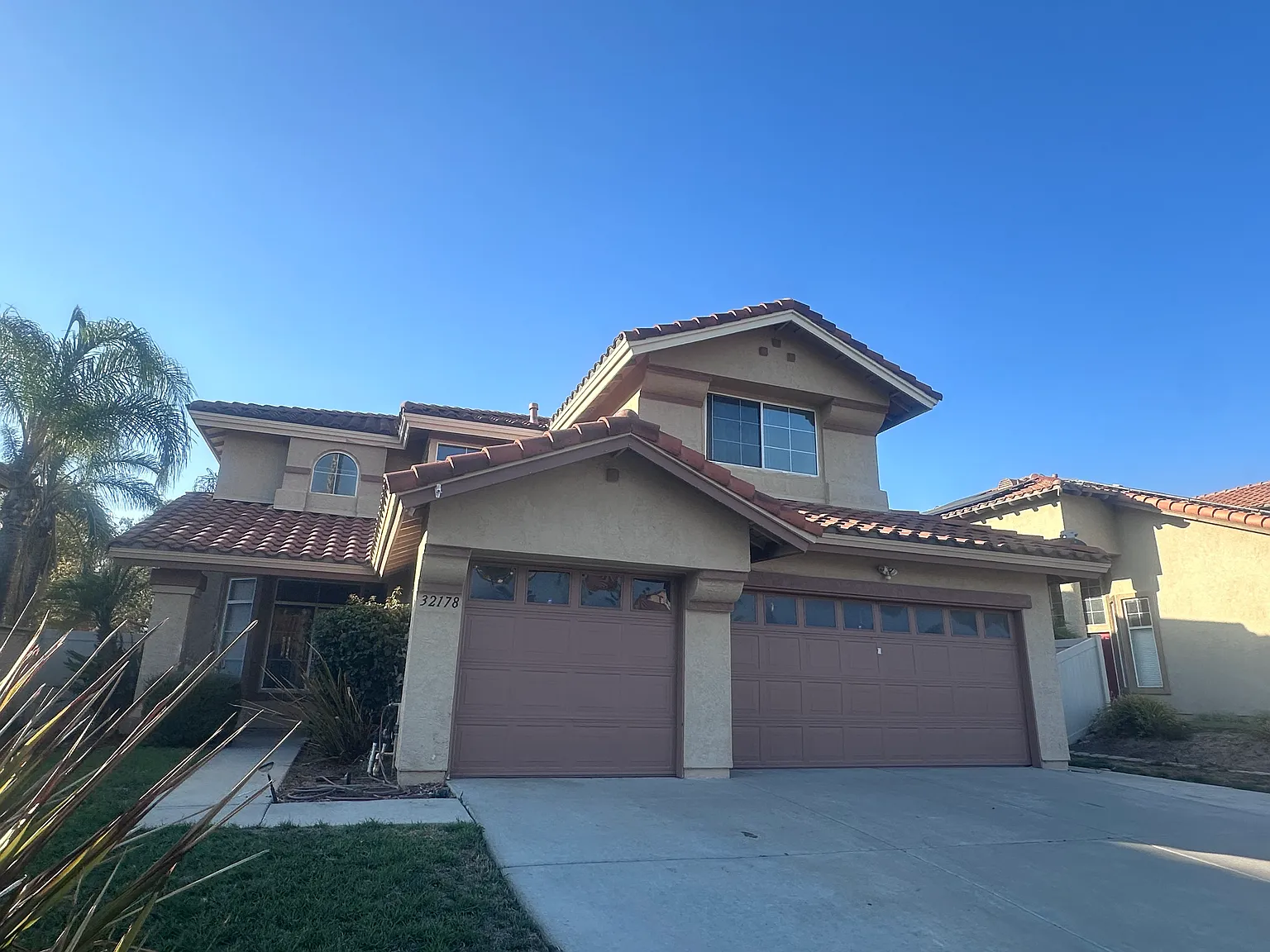 4 bed, 2693 sqft, $3,500 — Photo 1