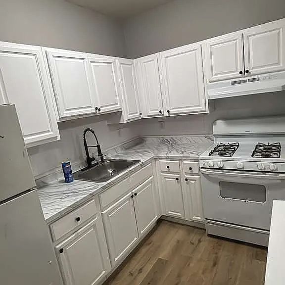 1st image of 27 Jackson St #6