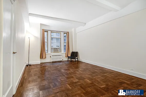 Rented by Barkoff Residential  | media 19